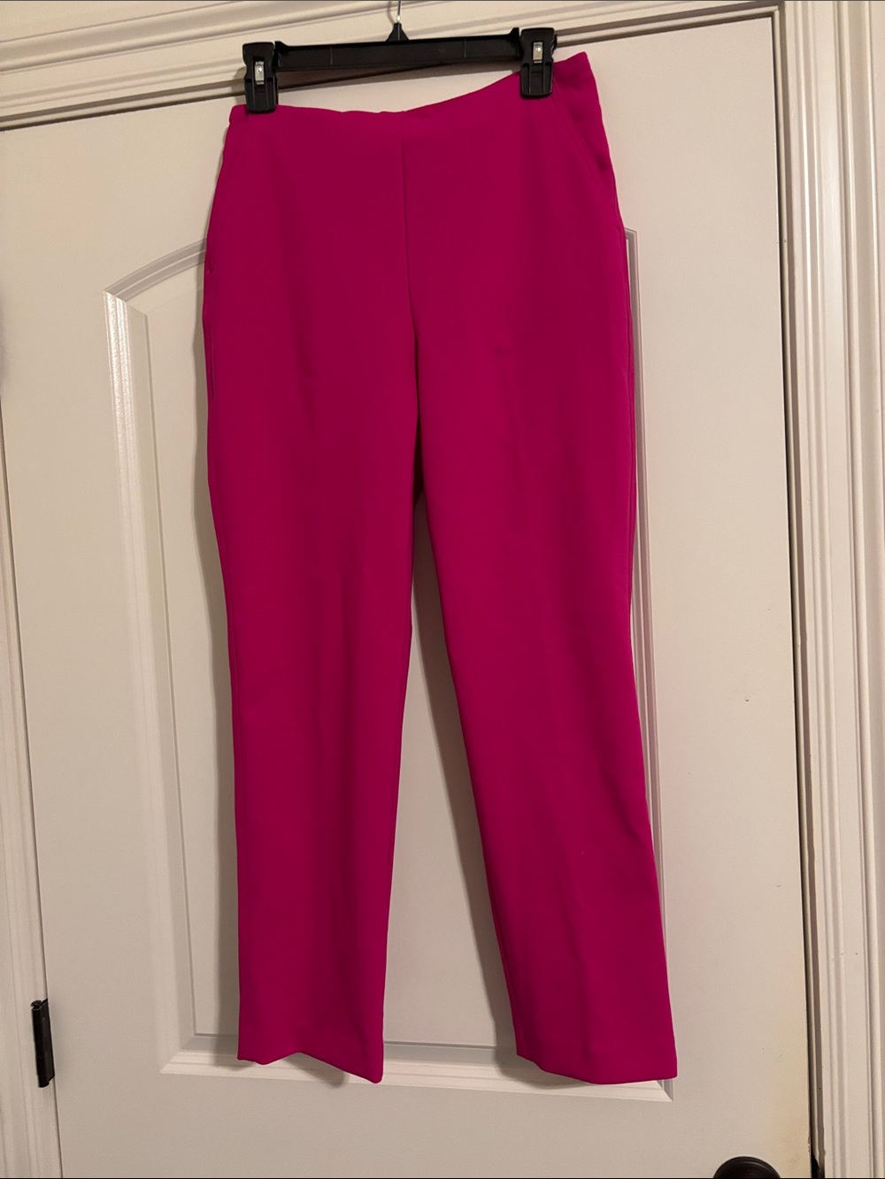 Rachel Zoe Straight-Leg Pants in Vibrant Fuchsia